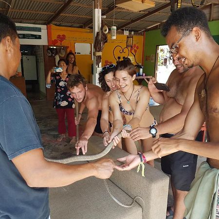 Slacklines Hostel Ko Lanta Kültér fotó