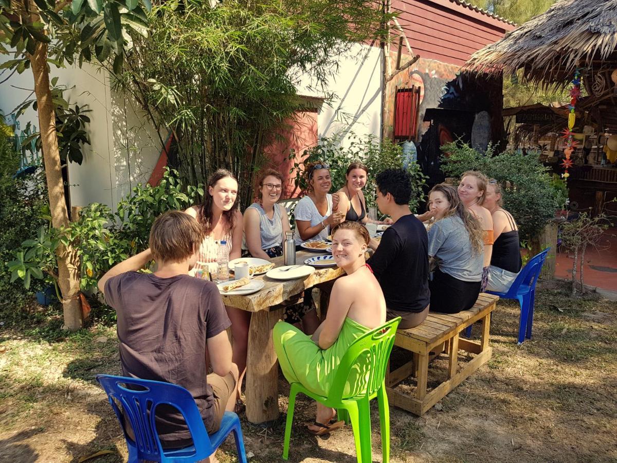 Slacklines Hostel Ko Lanta Kültér fotó